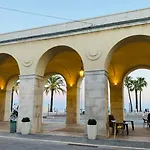 Charming Spacious Duplex Vieux Nice, 6 People *