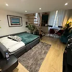 아파트 Charming Spacious Duplex Vieux Nice, 6 People
