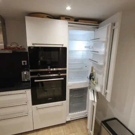 Charming Spacious Duplex Vieux Nice, 6 People *