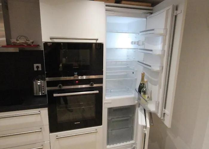Charming Spacious Duplex Vieux Nice, 6 People *