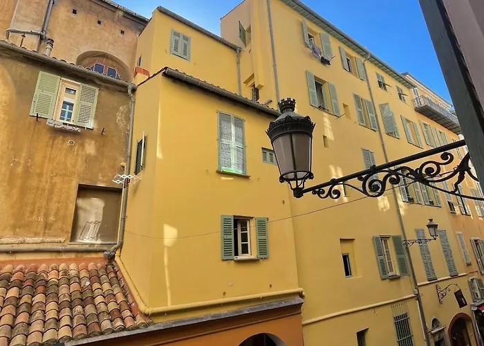 Charming Spacious Duplex Vieux Nice, 6 People Apartament *