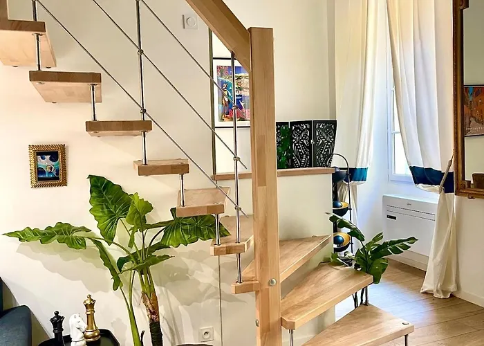 Charming Spacious Duplex Vieux Nice, 6 People Apartament *
