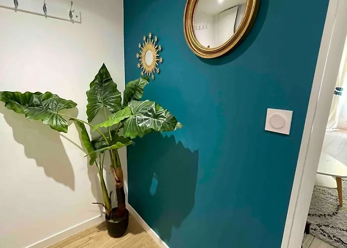 Apartament Charming Spacious Duplex Vieux Nice, 6 People Nicea